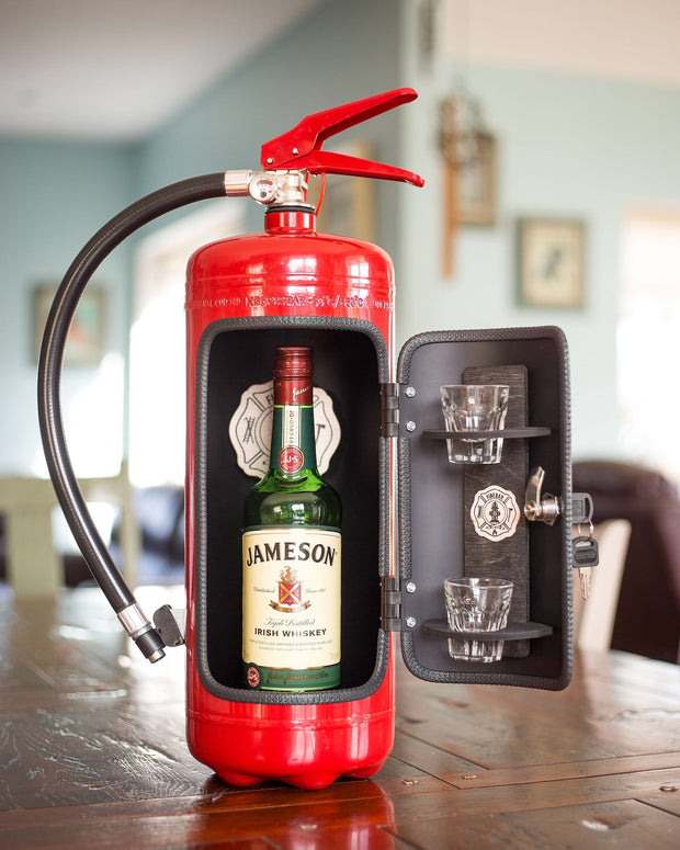 Minibar Green Jerry Can zamknięty na zewnątrz