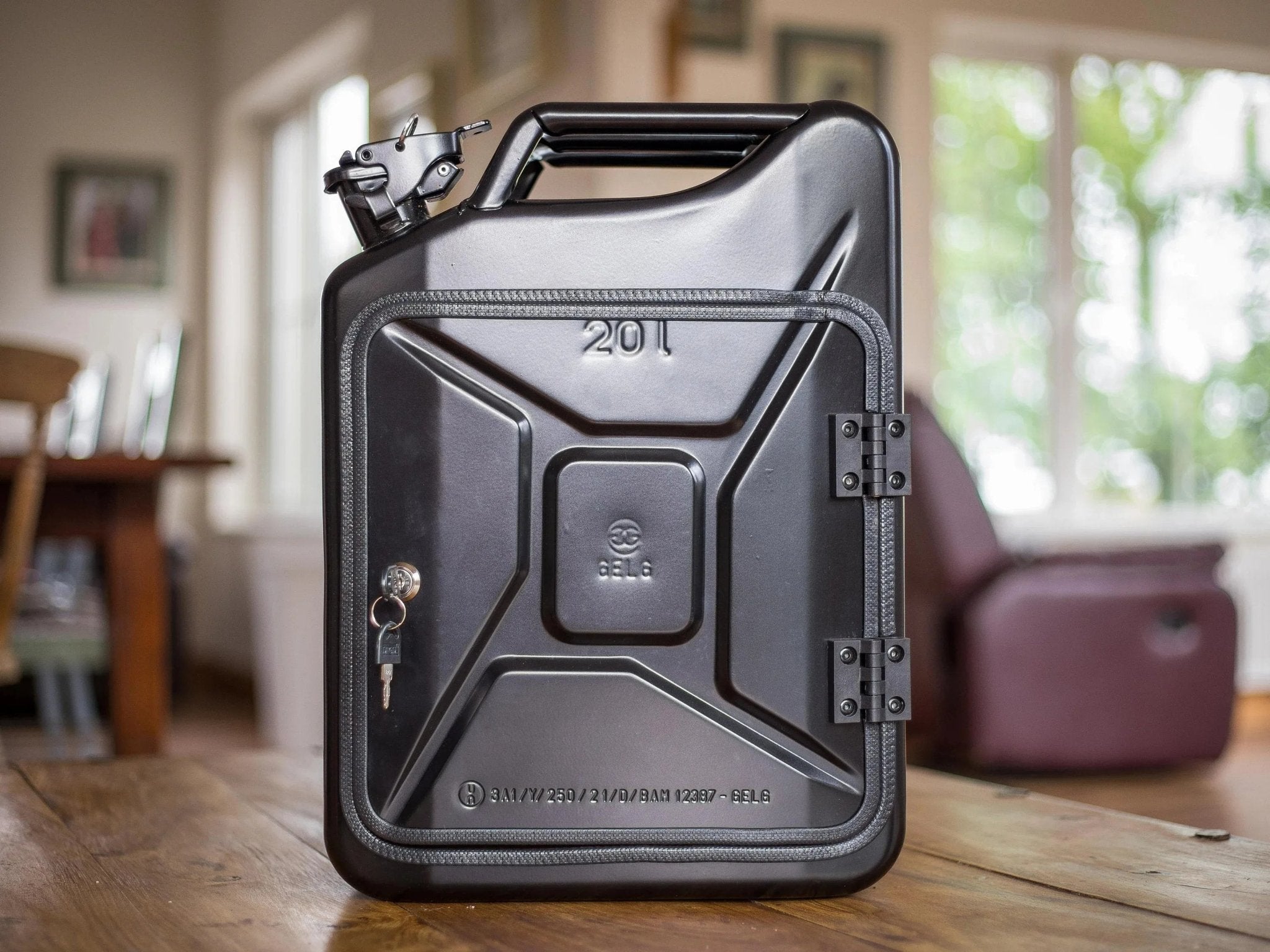 Jerry Can Mini Bar Cabinet - black jerry can minibar closed product 01