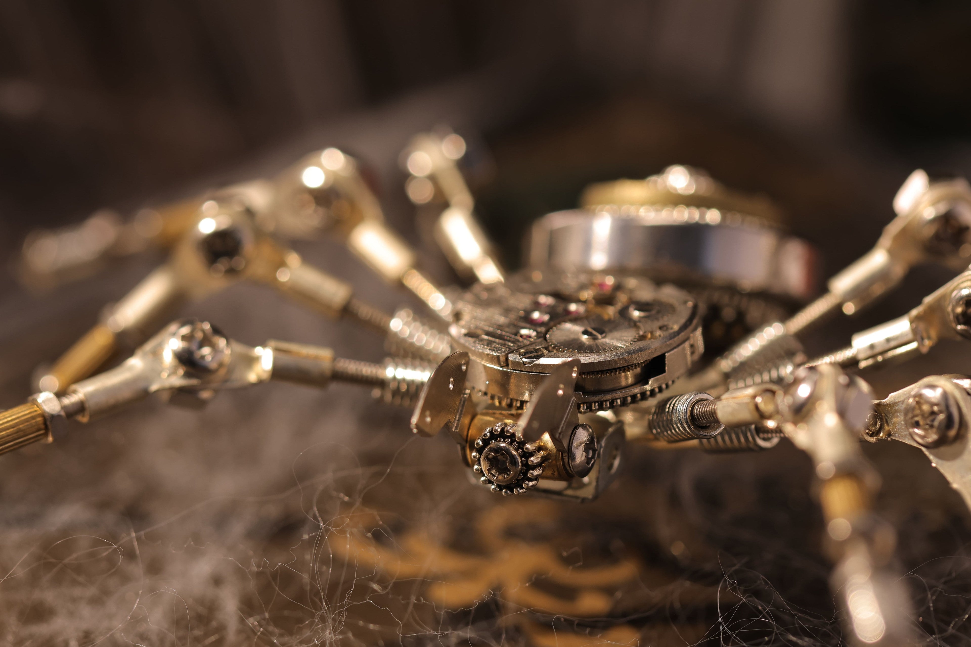 Mechanical Spider Steampunk Decor Lamp - mechanical spider decor closeup 01