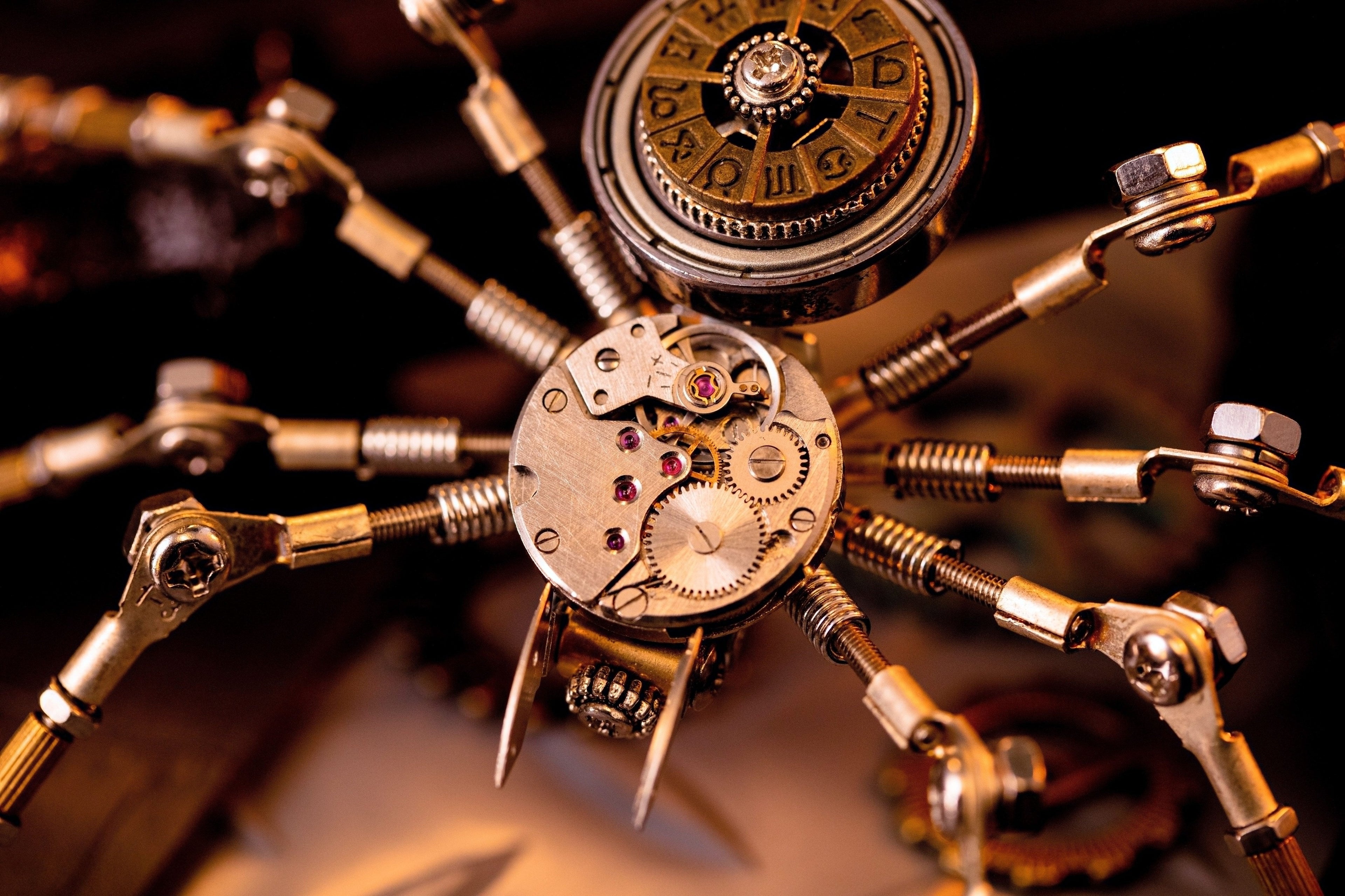Mechanical Spider Steampunk Decor Lamp - mechanical spider decor top close 02 truncated